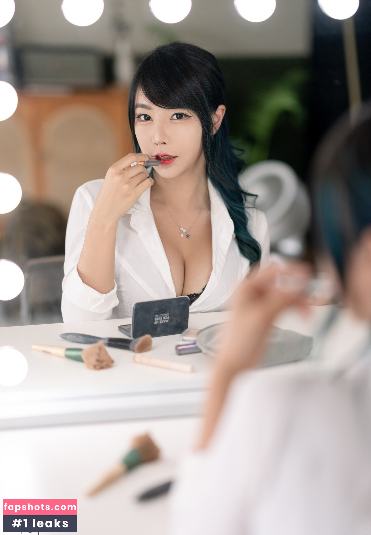 Zoeso gallery photo #144