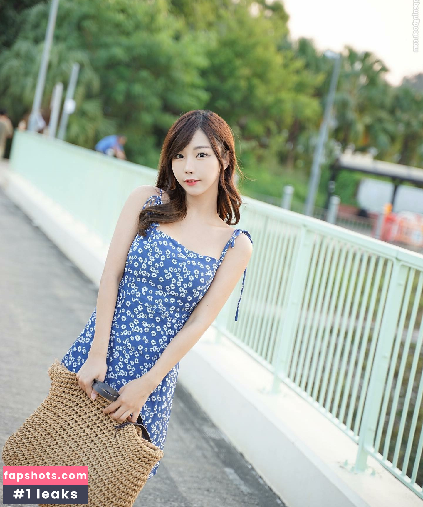 Zoeso gallery photo #253