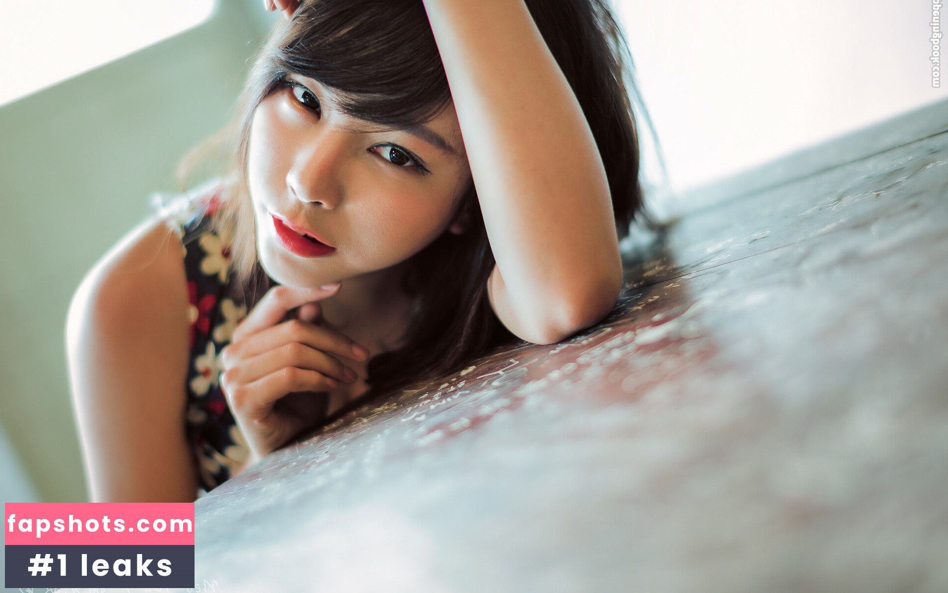 Zoeso gallery photo #274