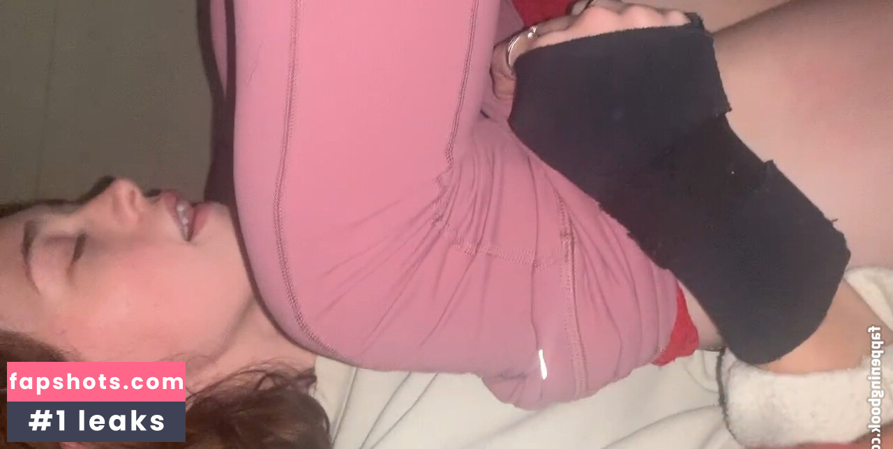 Zoey Brooks gallery photo #12