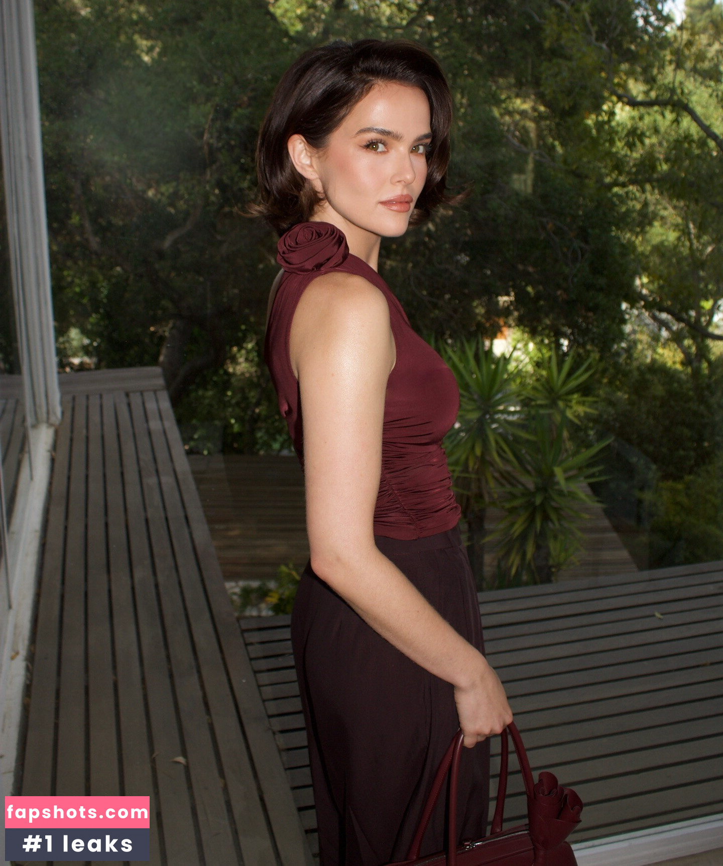 Zoey Deutch Nahé úniky fotek pouze od fanoušků #111 - Fapshots