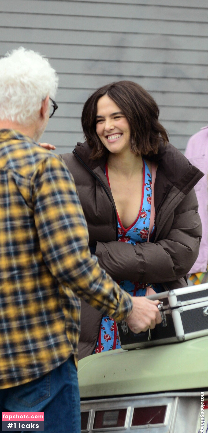 Zoey Deutch gallery photo #120