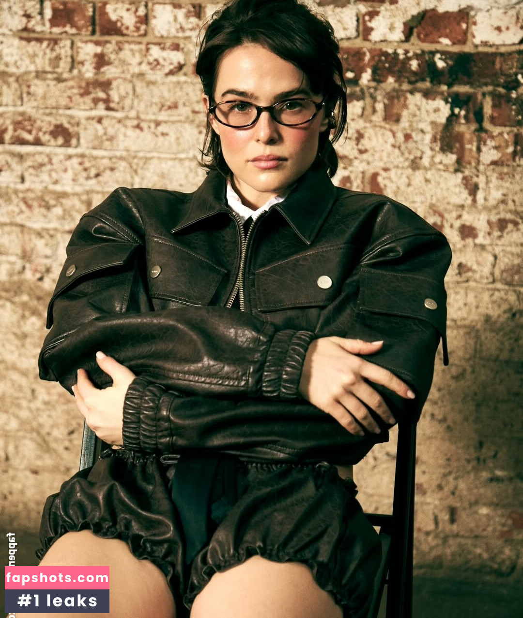 Zoey Deutch gallery photo #138