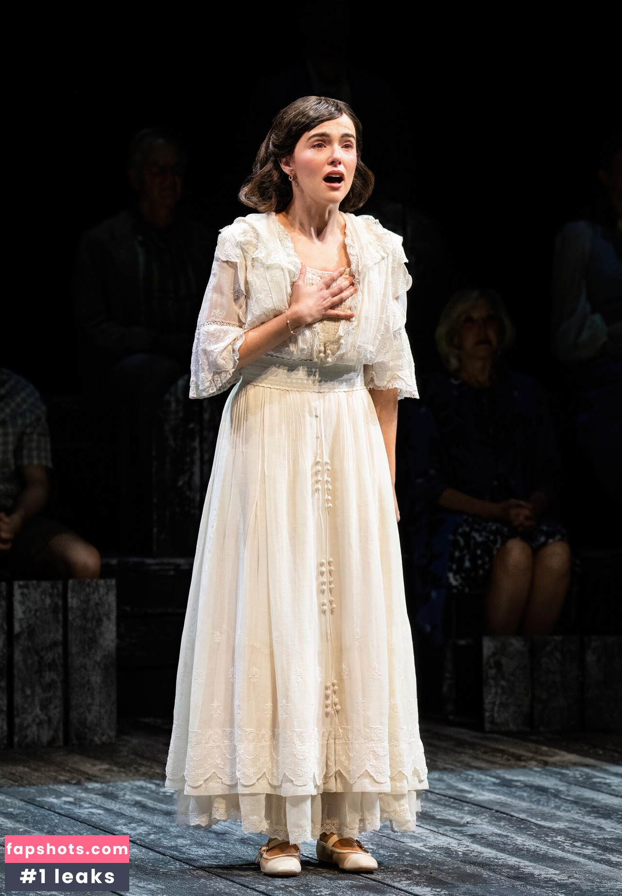 Zoey Deutch Nahé úniky fotek pouze od fanoušků #170 - Fapshots