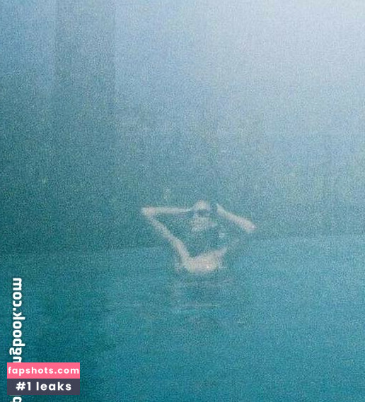 Zoey Deutch Nahé úniky fotek pouze od fanoušků #204 - Fapshots