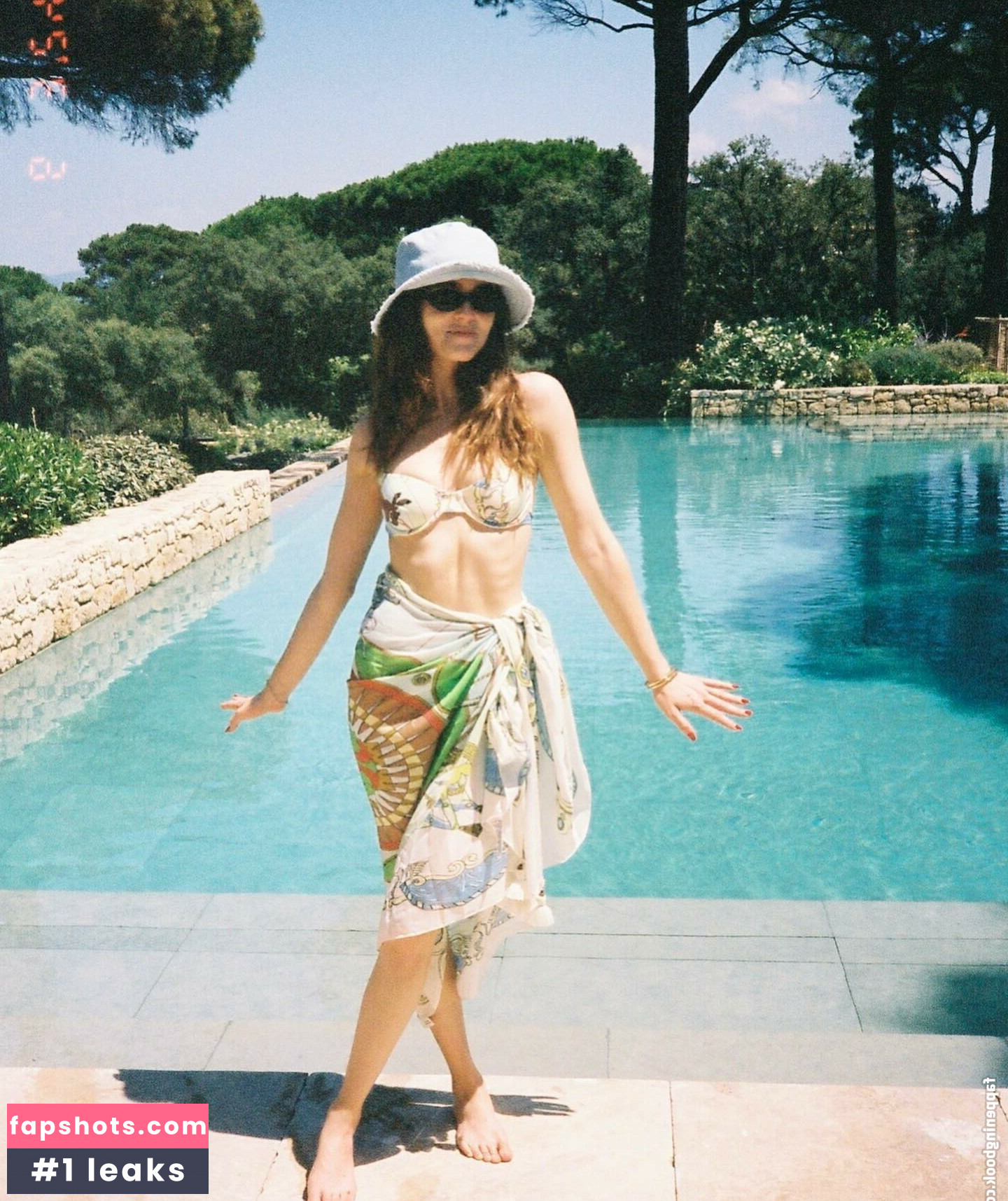 Zoey Deutch Nahé úniky fotek pouze od fanoušků #206 - Fapshots