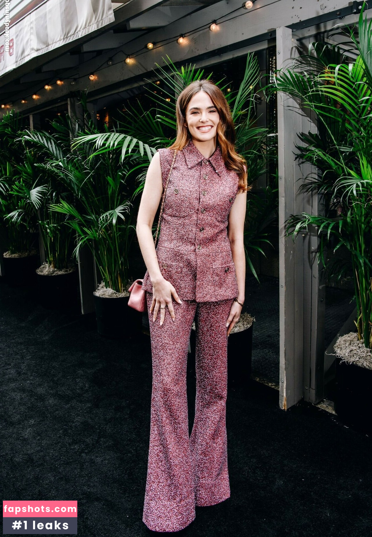 Zoey Deutch Nahé úniky fotek pouze od fanoušků #214 - Fapshots