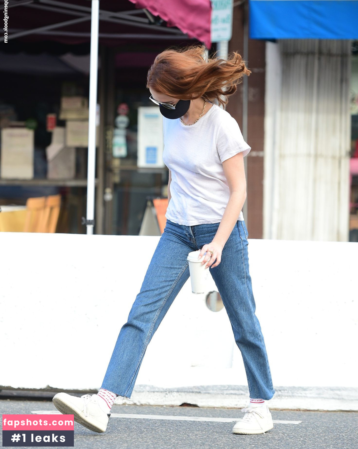 Zoey Deutch Nahé úniky fotek pouze od fanoušků #266 - Fapshots