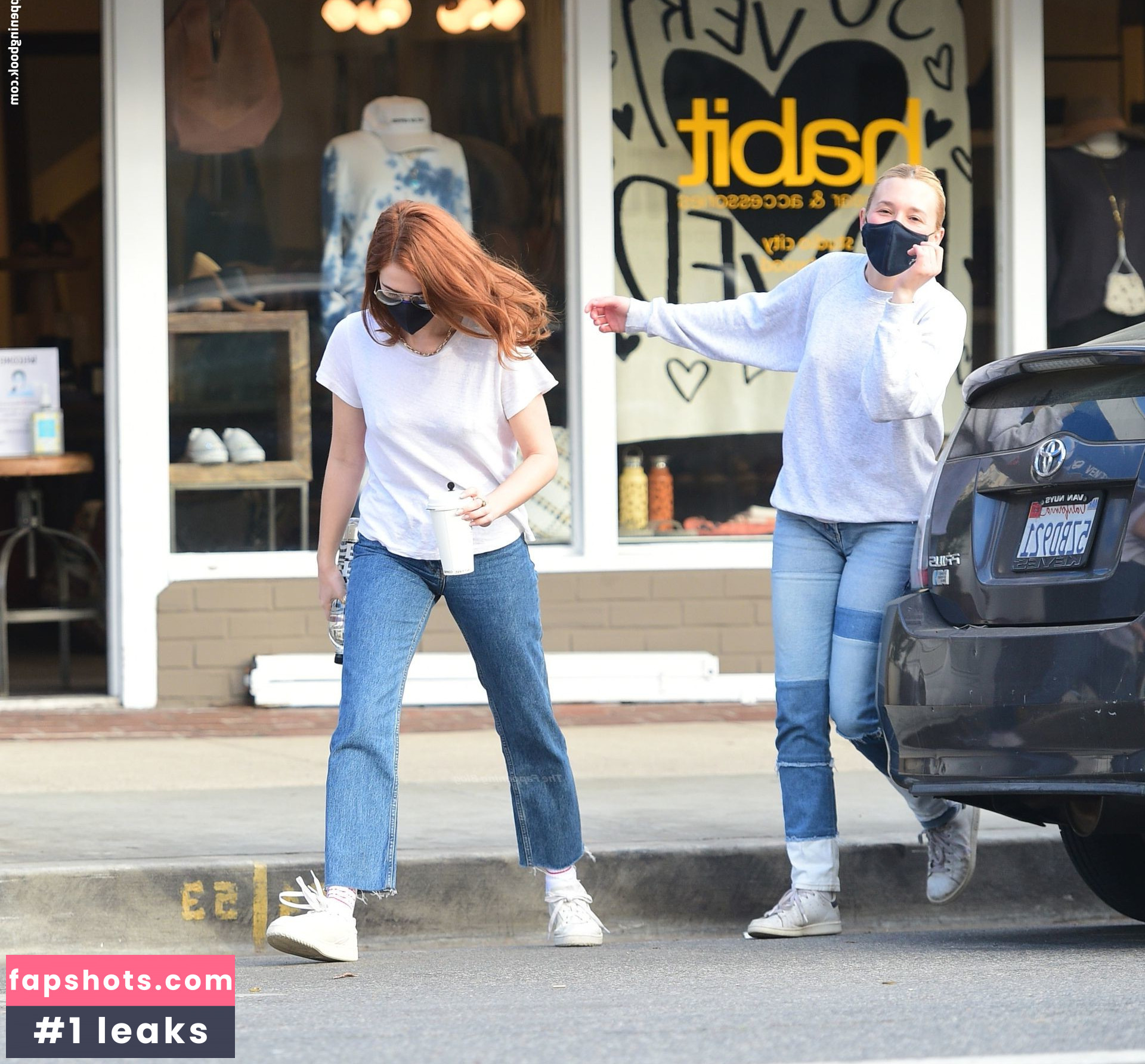 Zoey Deutch Nahé úniky fotek pouze od fanoušků #267 - Fapshots