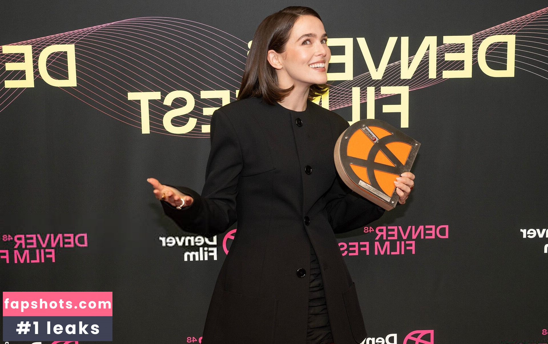 Zoey Deutch Nahé úniky fotek pouze od fanoušků #33 - Fapshots