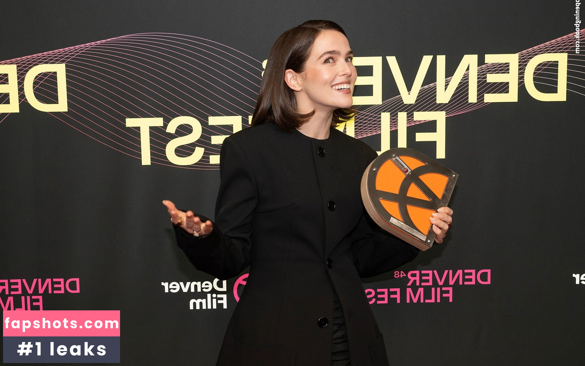 Zoey Deutch Nahé úniky fotek pouze od fanoušků #51 - Fapshots