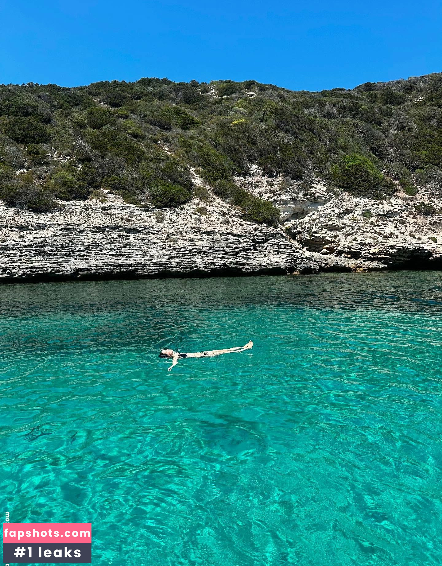 Zoey Deutch Nahé úniky fotek pouze od fanoušků #77 - Fapshots
