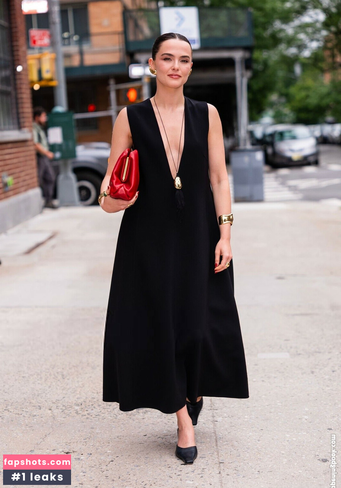 Zoey Deutch Nahé úniky fotek pouze od fanoušků #83 - Fapshots