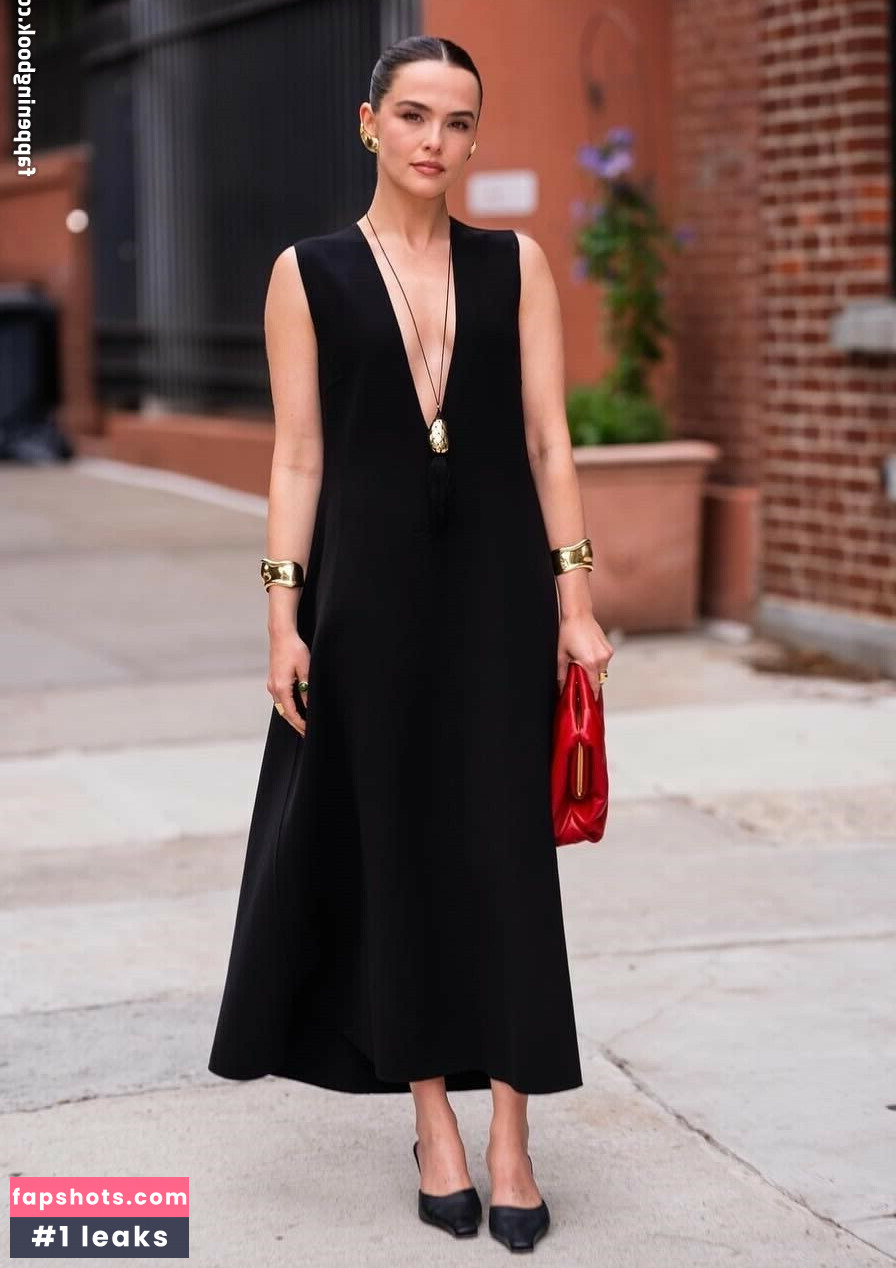 Zoey Deutch Nahé úniky fotek pouze od fanoušků #84 - Fapshots