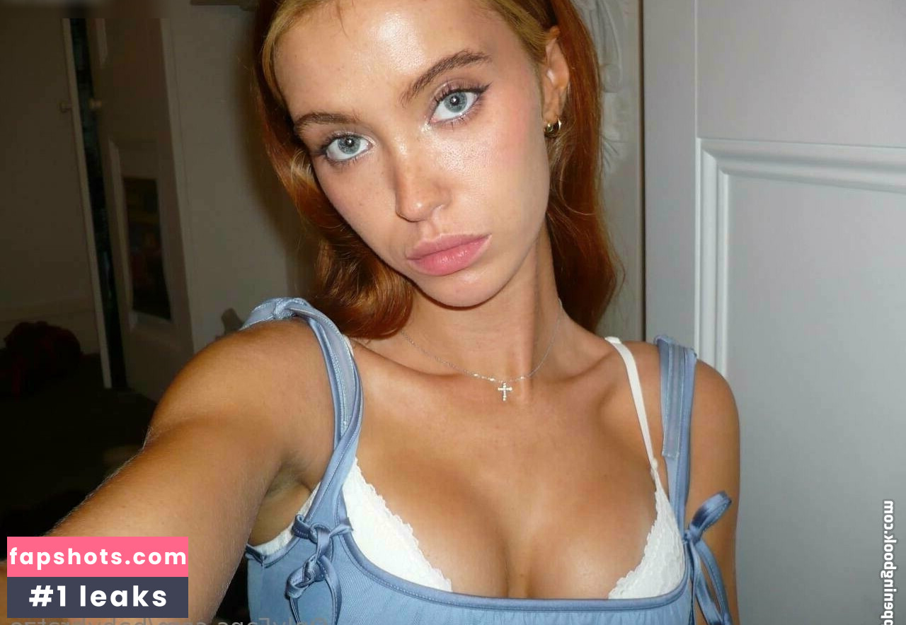 Zoey Luna / Bbybratzo gallery photo #2