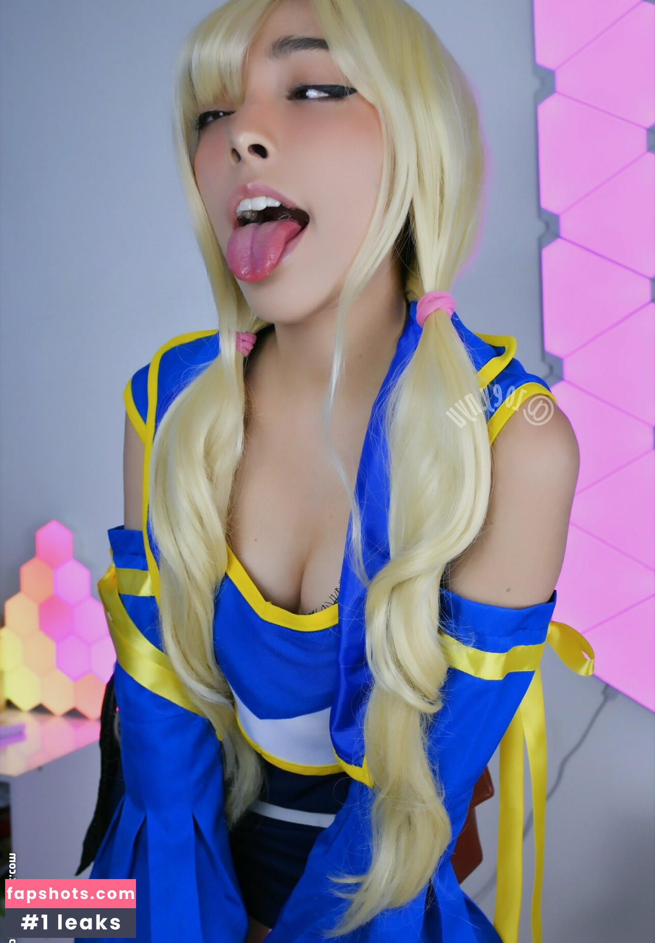 zoey_nyu Nude Leaks OnlyFans Photos #27 - LeakJerk