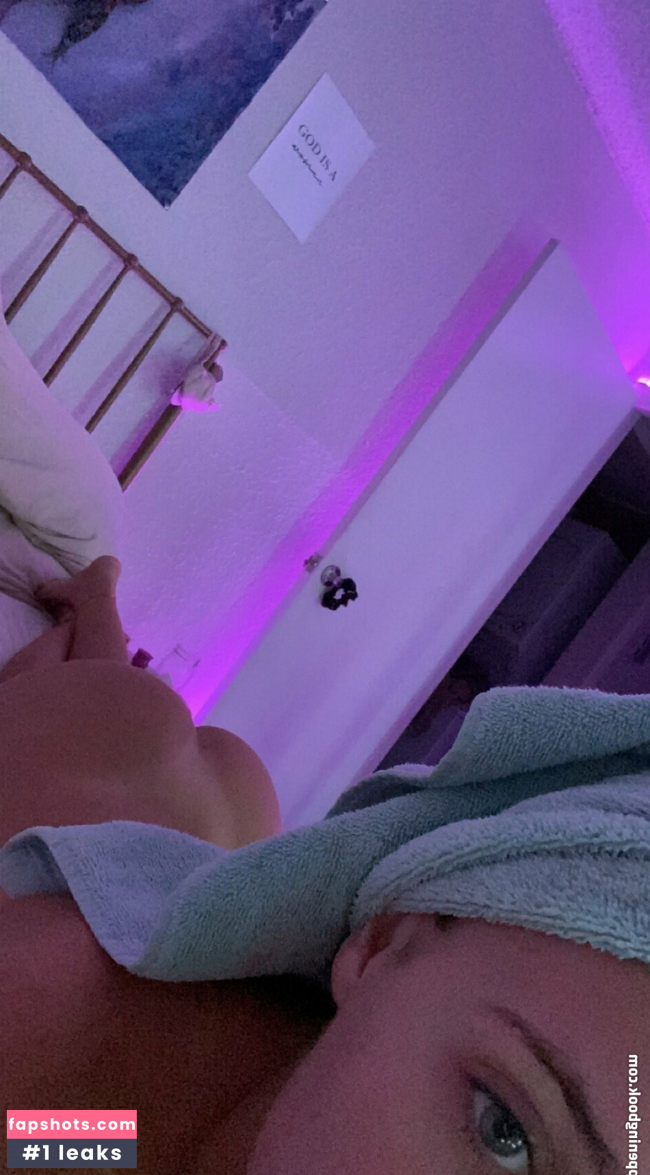 zoeyisasiren gallery photo #31