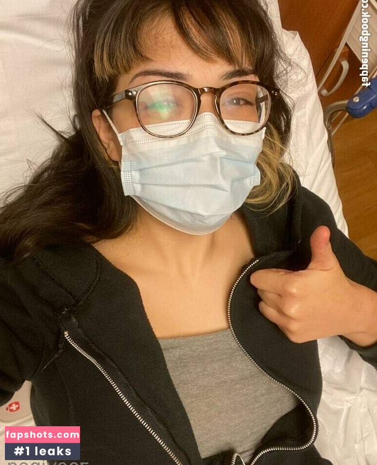 zoeyjpeg gallery photo #6