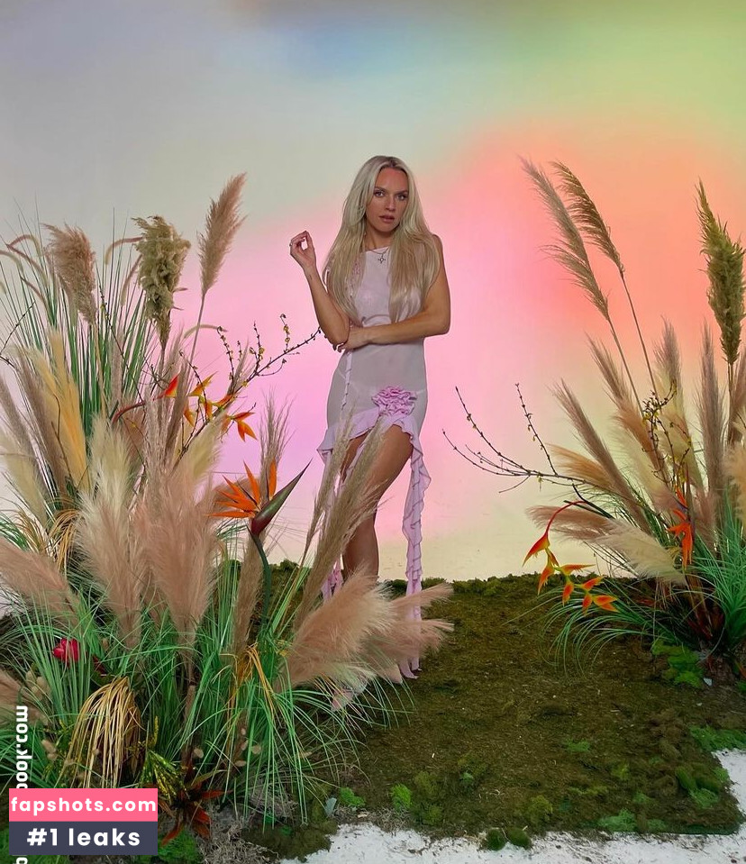 Zolita gallery photo #3