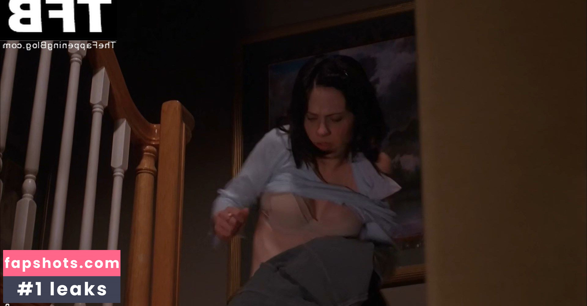 Zooey Deschanel gallery photo #56