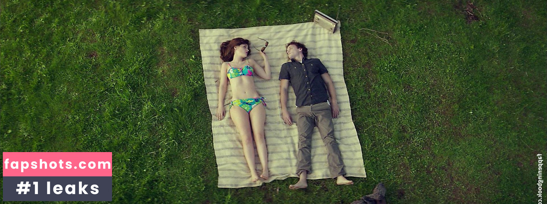 Zooey Deschanel gallery photo #79