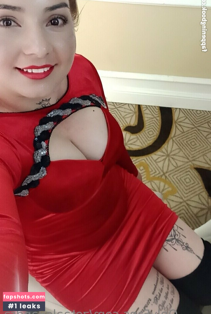 zotaalexandra gallery photo #20