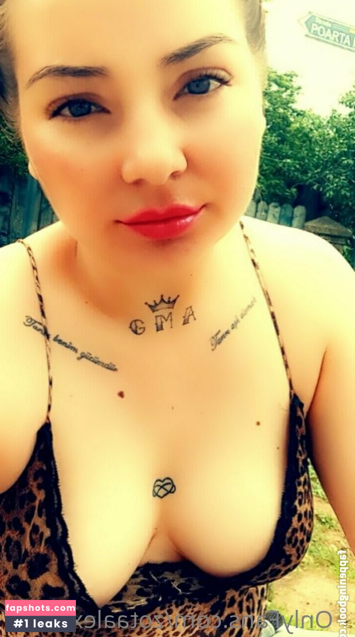 zotaalexandra gallery photo #26