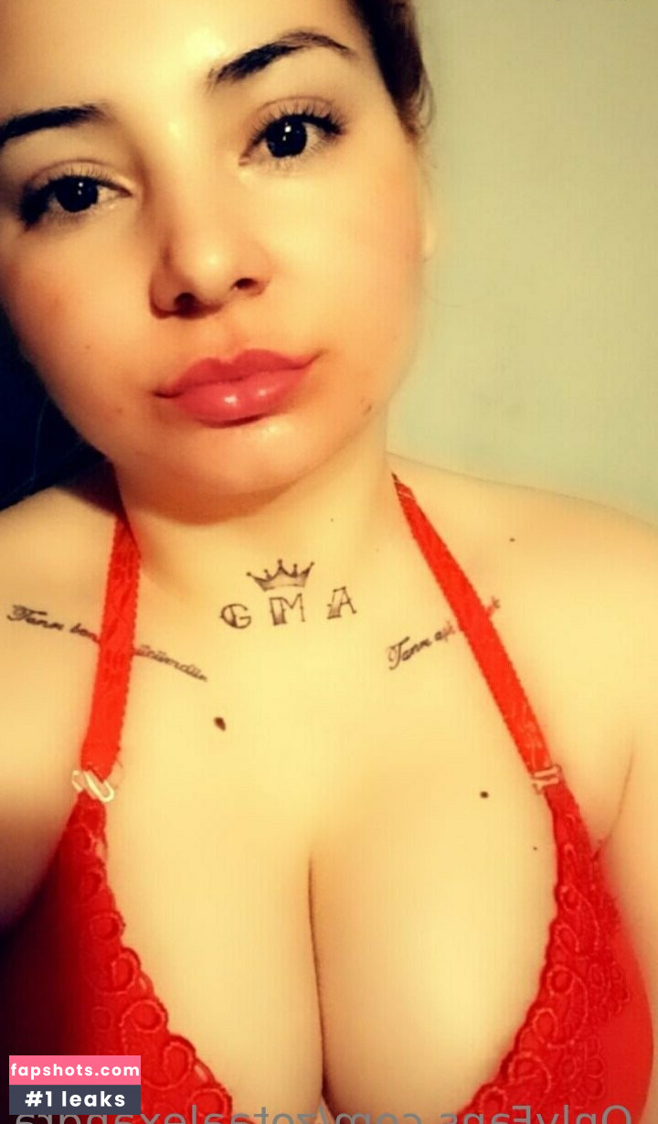 zotaalexandra gallery photo #10