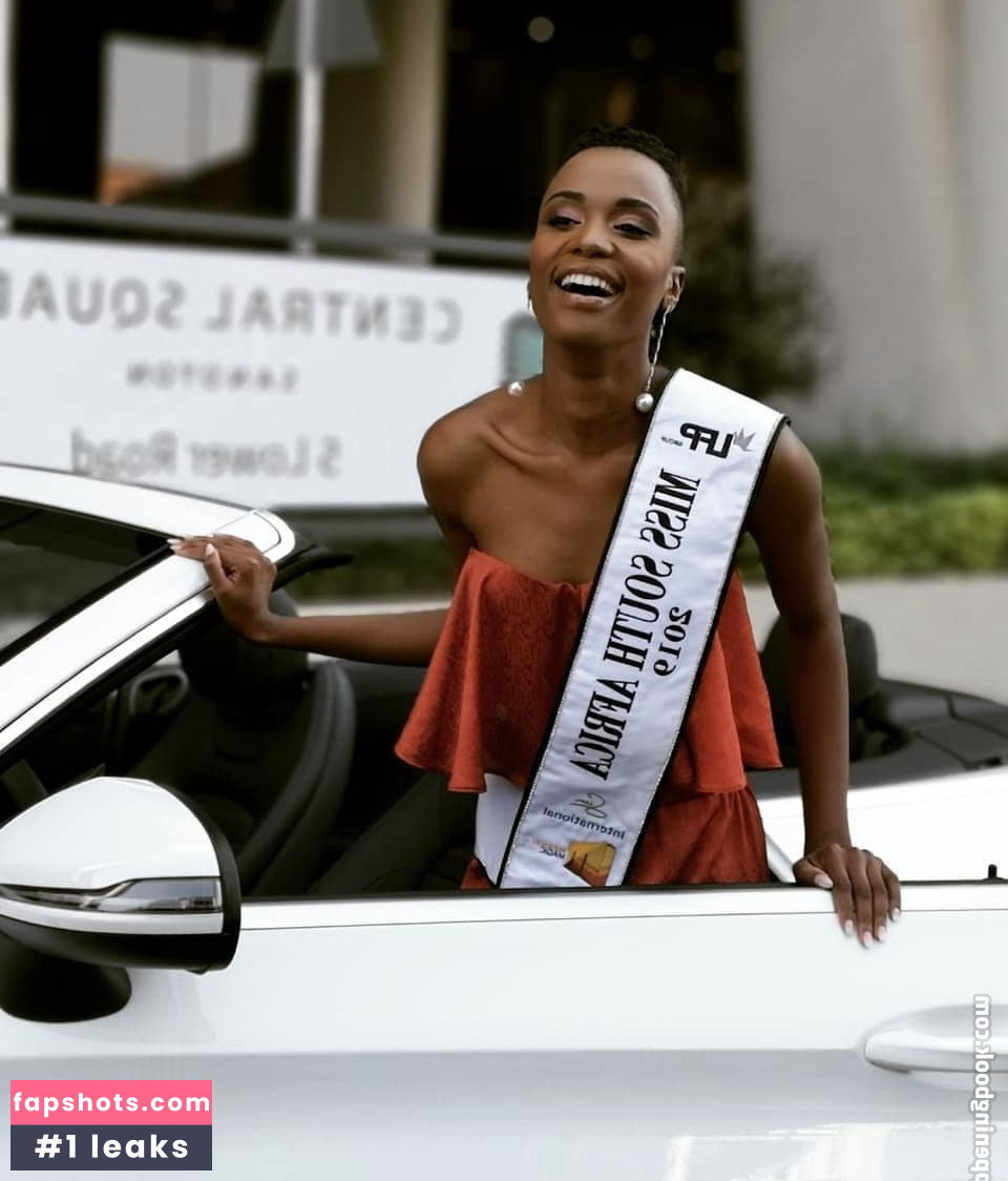 Zozibini Tunzi gallery photo #16