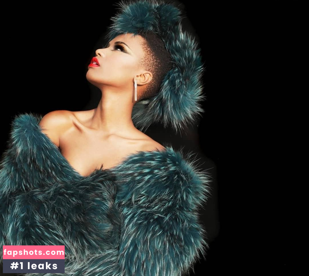 Zozibini Tunzi gallery photo #43