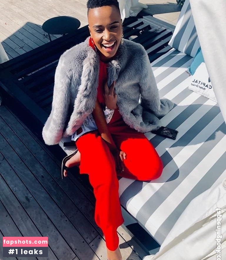 Zozibini Tunzi gallery photo #44