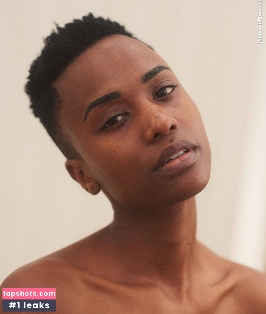 Zozibini Tunzi gallery photo #47