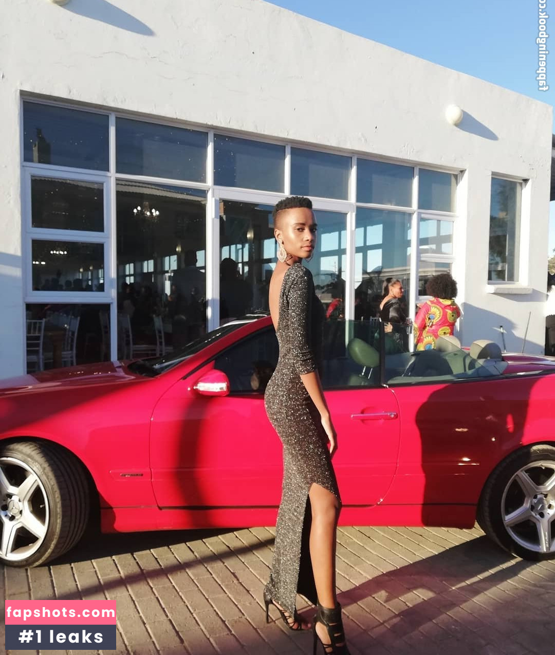 Zozibini Tunzi gallery photo #59