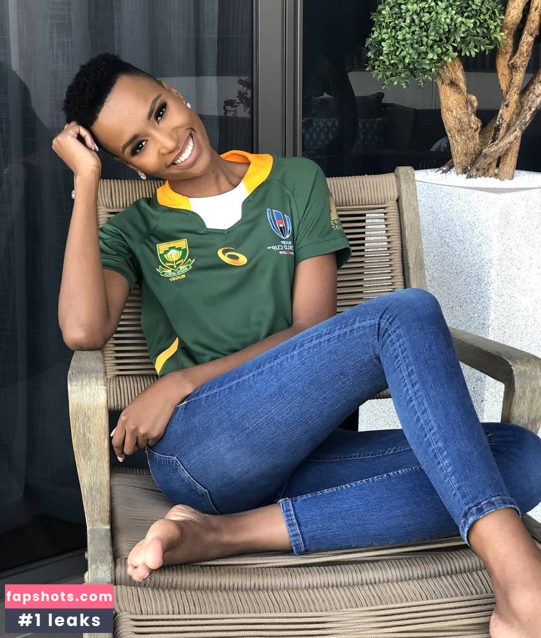 Zozibini Tunzi gallery photo #84