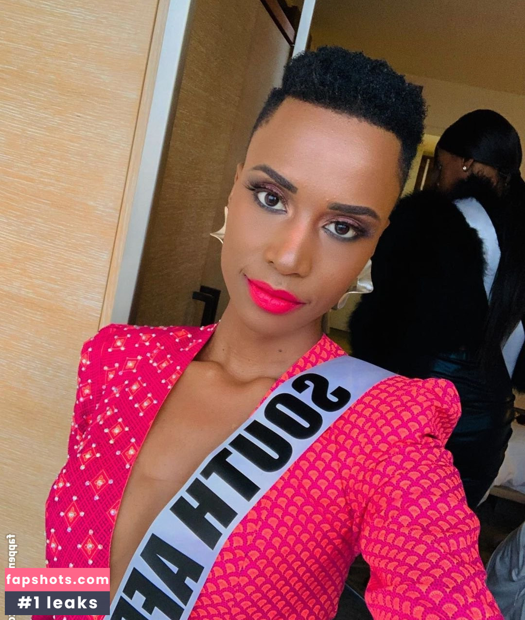 Zozibini Tunzi gallery photo #89