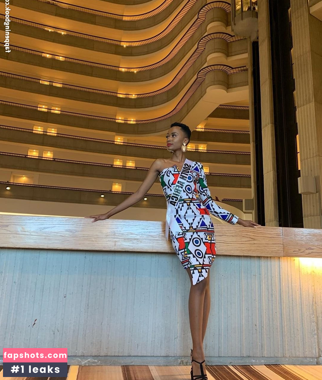 Zozibini Tunzi gallery photo #90