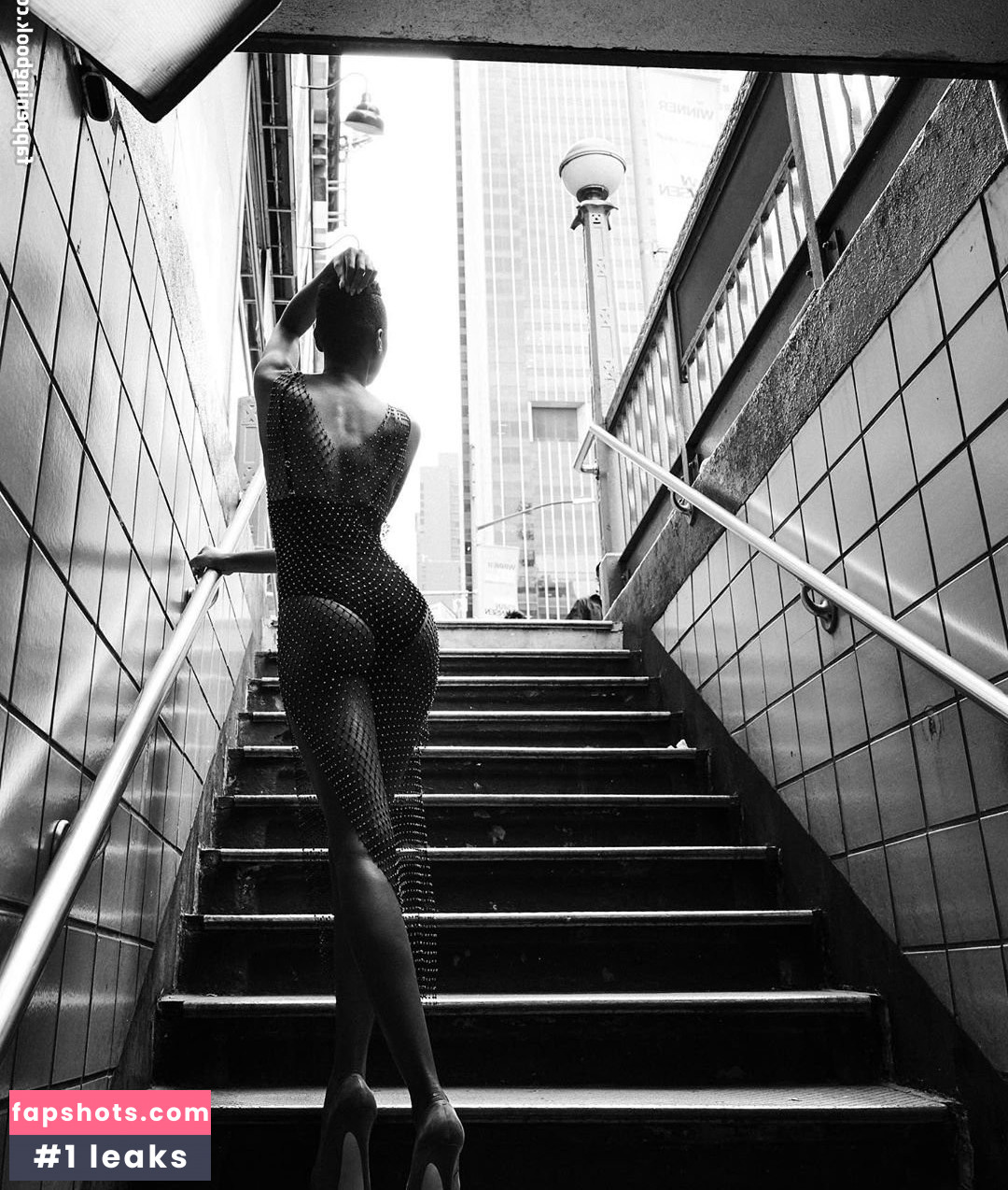 Zozibini Tunzi gallery photo #95