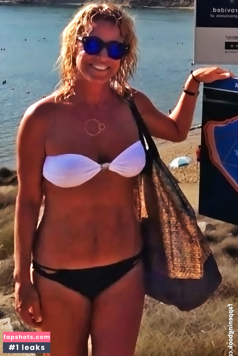 Zümrüt Nural Dorman gallery photo #23