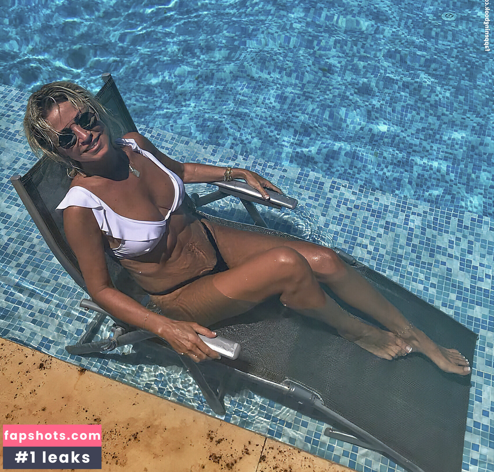 Zümrüt Nural Dorman gallery photo #29