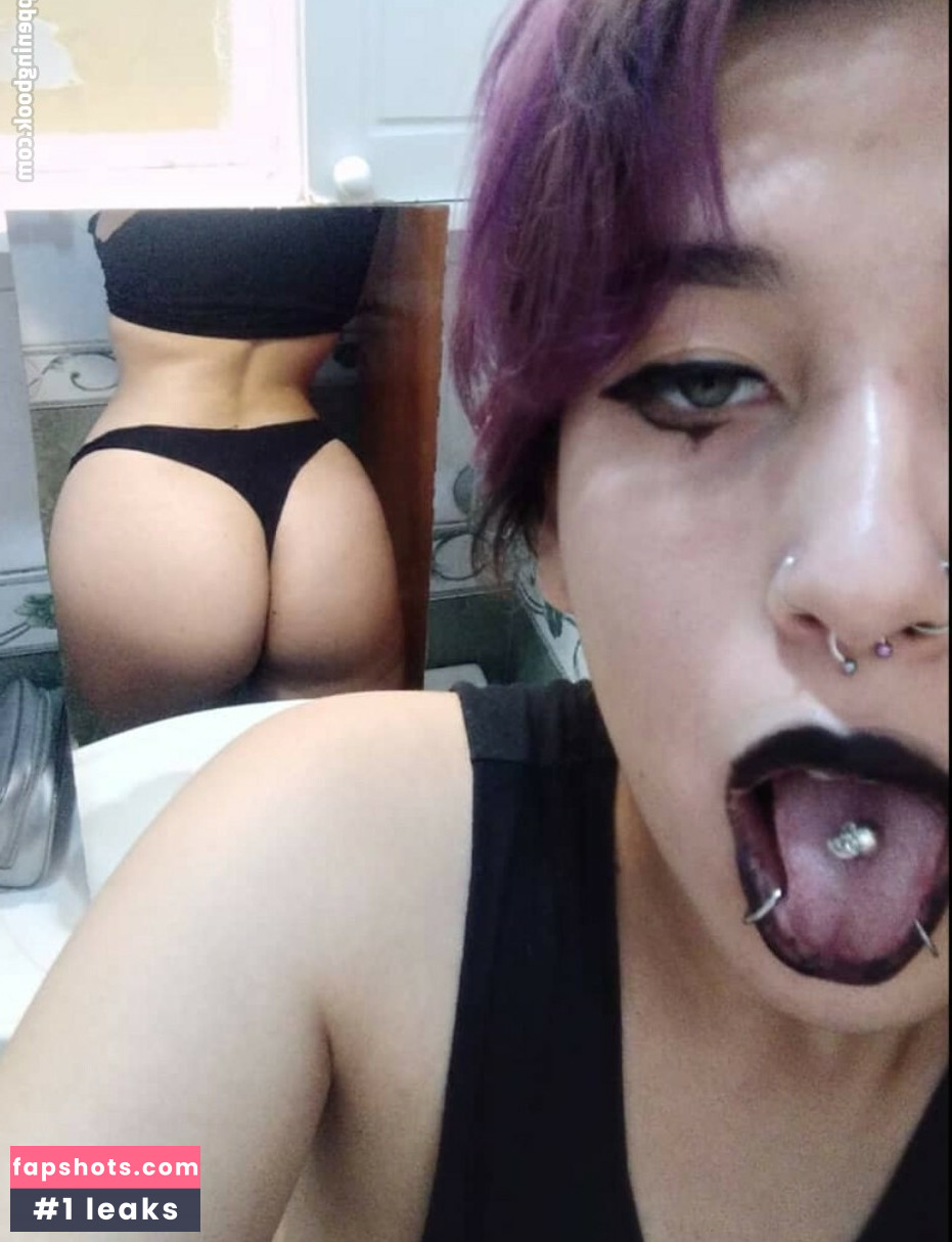 zurdache nude babe gallery