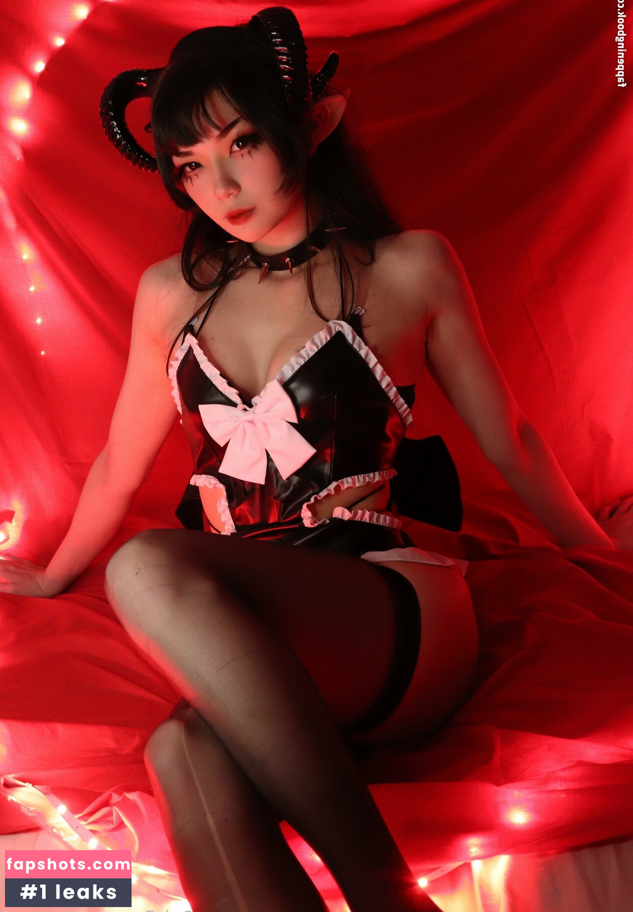 Zureeal gallery photo #114