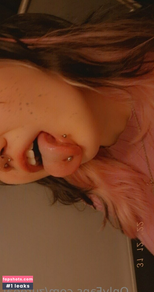 Zureeal gallery photo #137