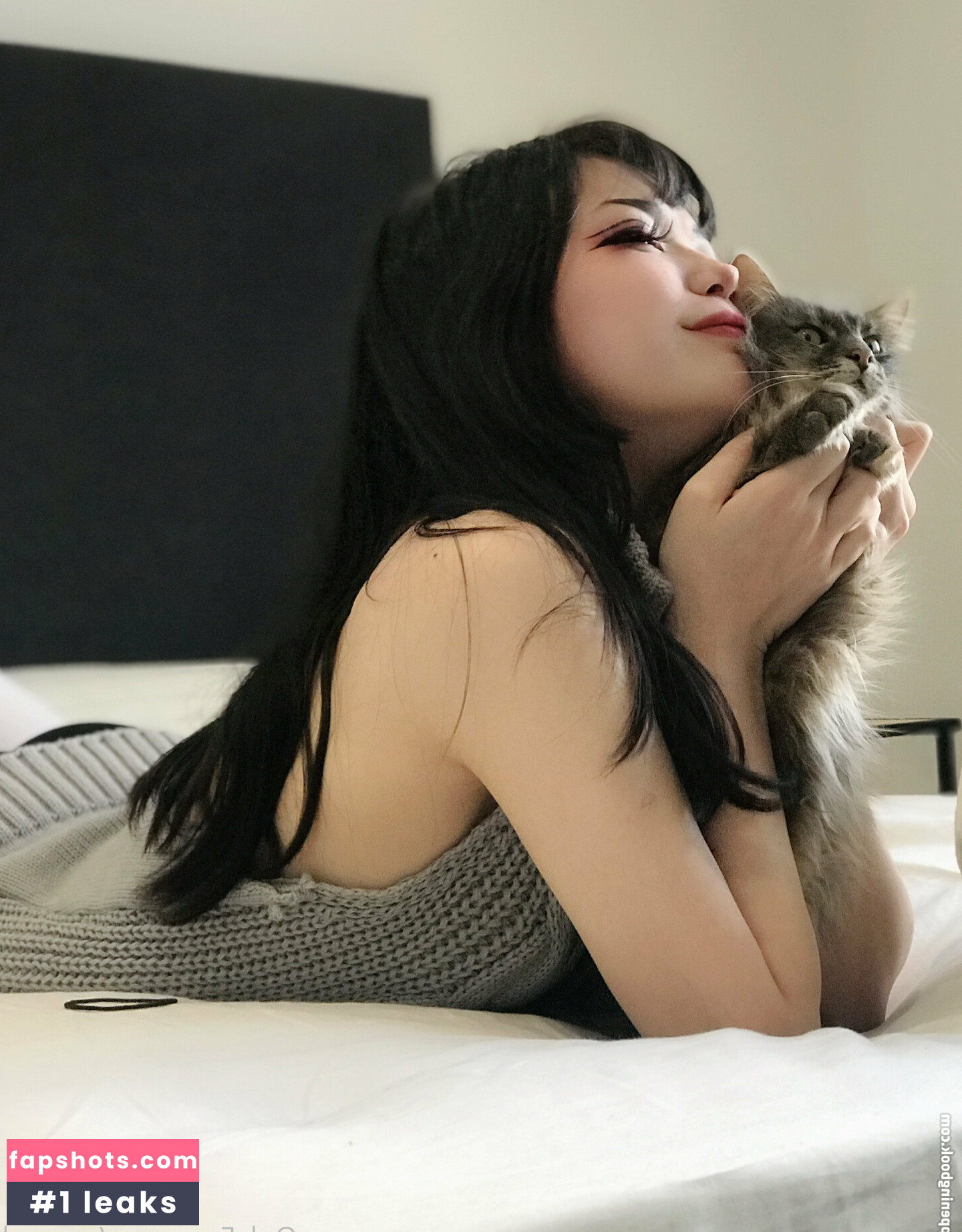 Zureeal gallery photo #199