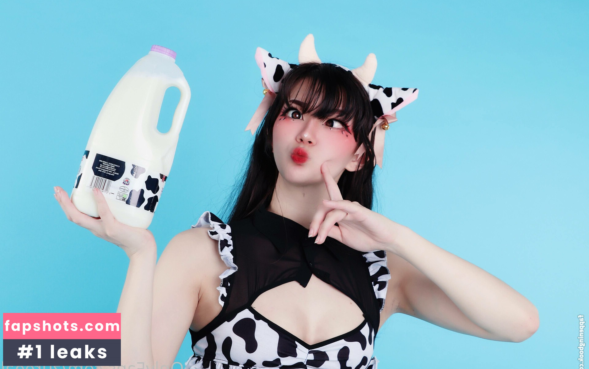 Zureeal gallery photo #217