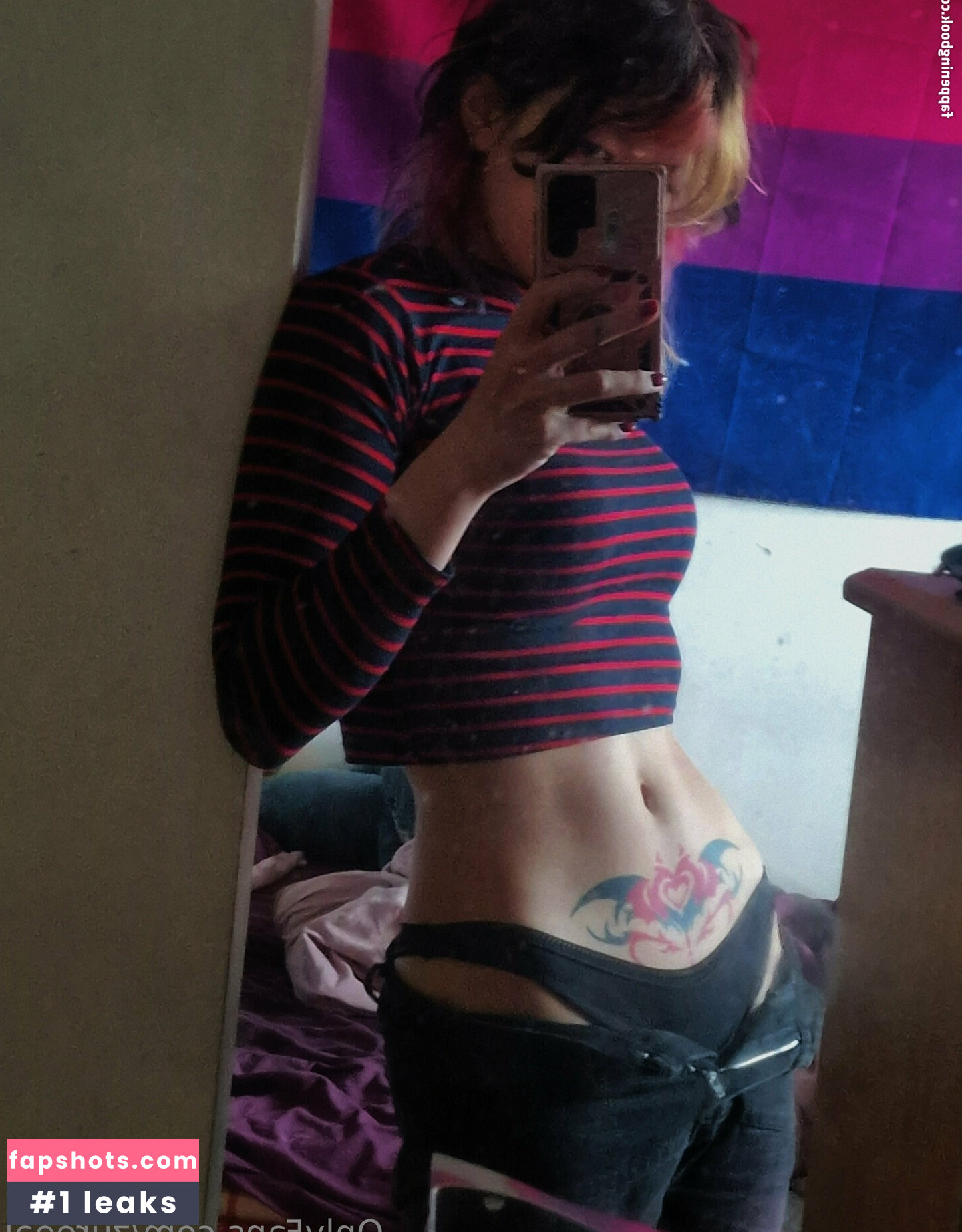 Zureeal gallery photo #34