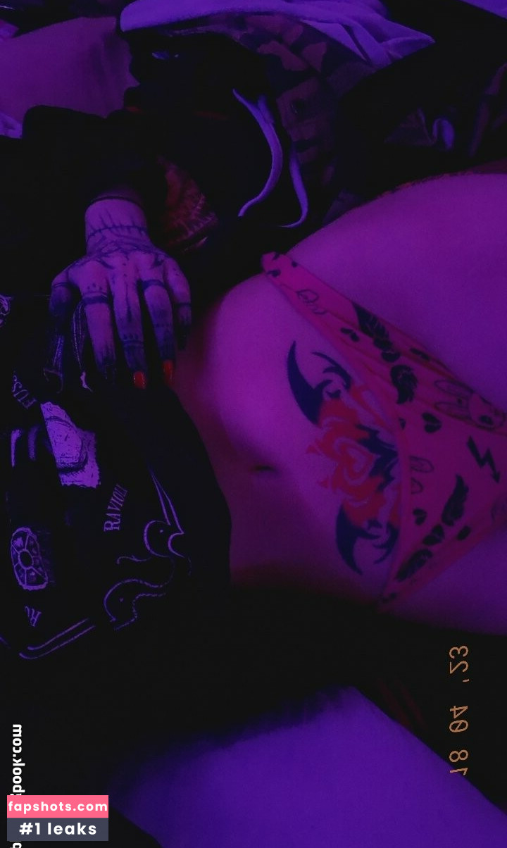 Zureeal gallery photo #71