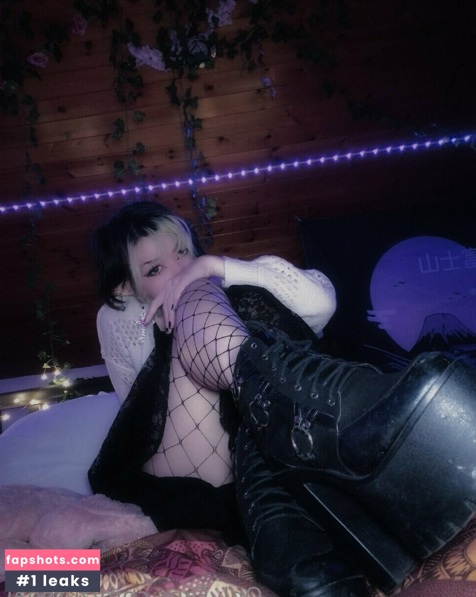 Zureeal gallery photo #78