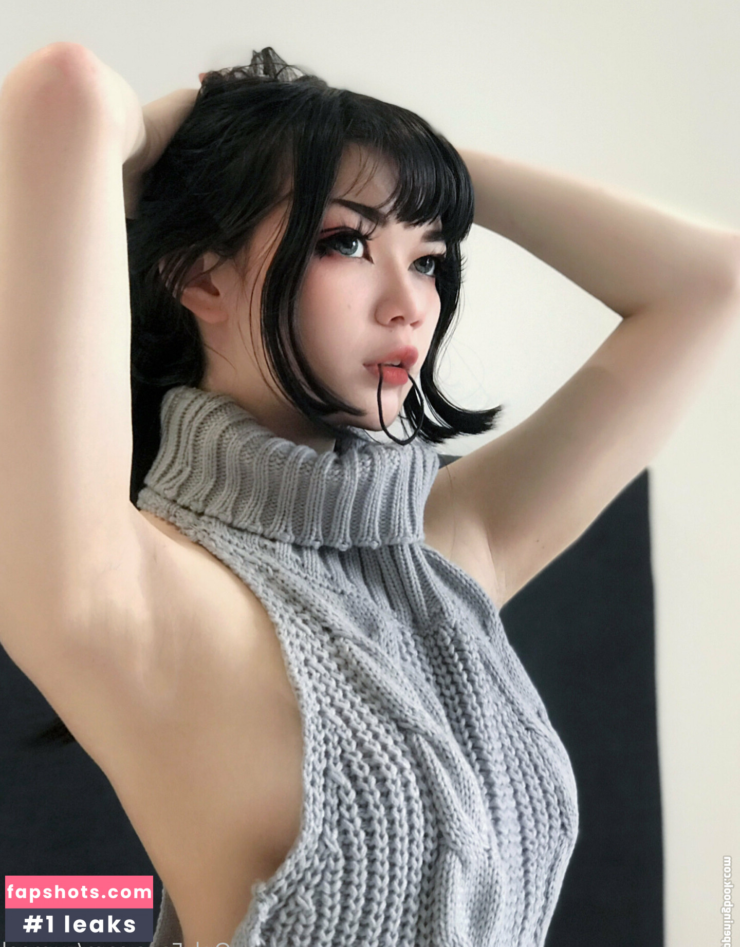 Zureeal gallery photo #97