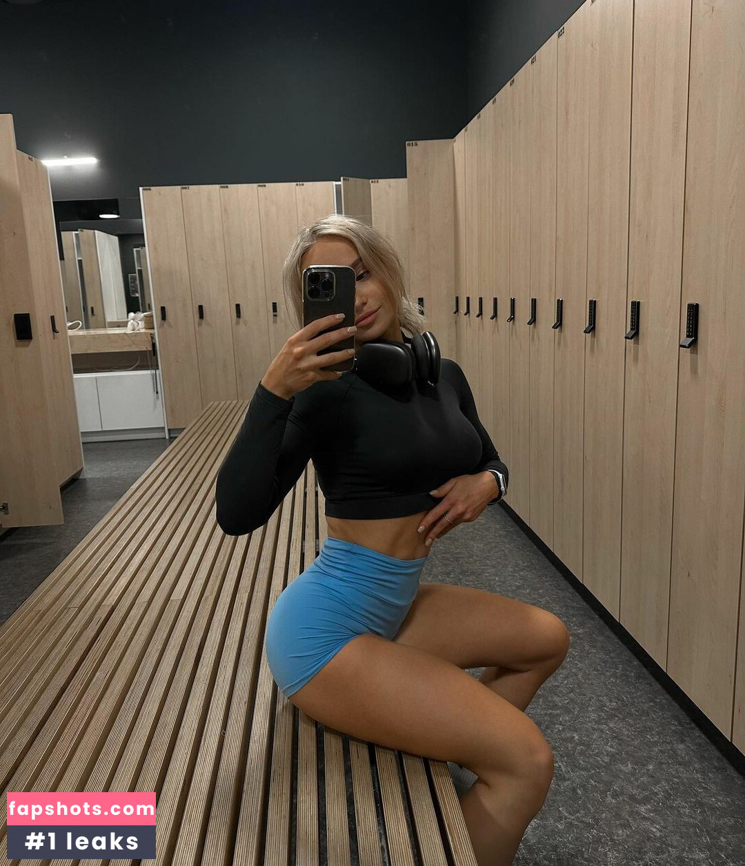 Zuzana Kardos Nude Leaks OnlyFans Photos #8 - LeakJerk