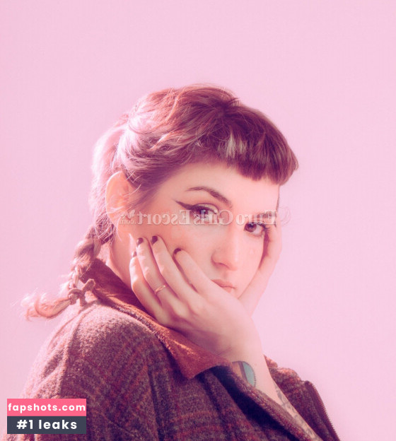 Zzofih gallery photo #2